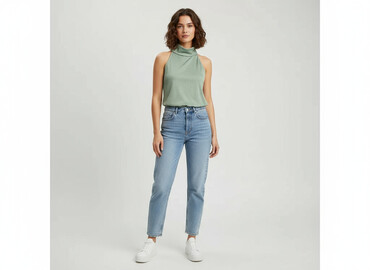 t shirty oui merci: Women`s top, size XS