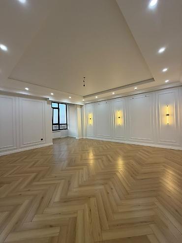 империал: 3 комнаты, 125 м², 12 мкр Элитка, 9 этаж, Дизайнерский ремонт — 2