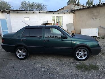 Volkswagen: Volkswagen Vento: 1996 г., 1.8 л, Механика, Бензин, Седан — 10