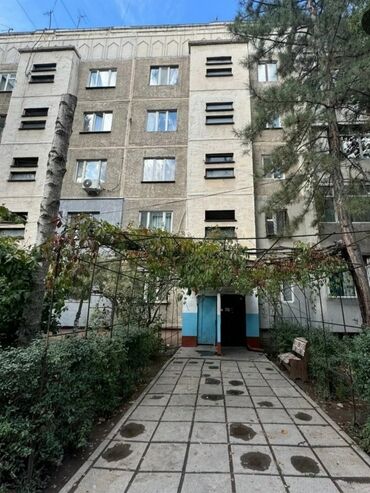 Офисы: 3 комнаты, 62 м², 105 серия, 3 этаж, Косметический ремонт