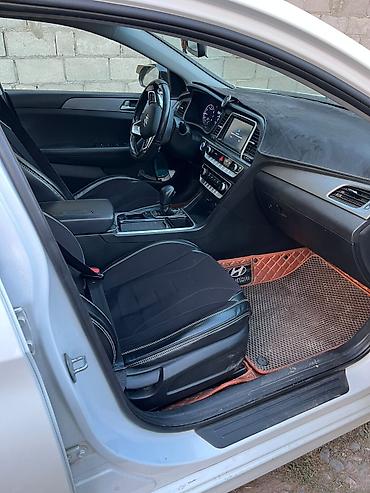 Продажа авто: Hyundai Sonata: 2017 г., 2 л, Автомат, Газ, Седан — 5