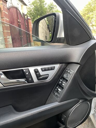 Mercedes-Benz: Mercedes-Benz C-Class: 2007 г., 3.5 л, Типтроник, Бензин, Седан — 11