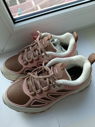 сколько стоит лоро пиано: Кроссовки Li-Ning (женские/подростковые) с утеплением - Модель