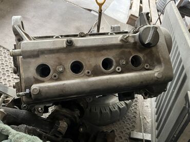 Двигатели, моторы и ГБЦ: Бензиновый мотор Toyota 1.5 л, Б/у