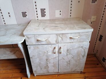 metbex dolab: Б/у, Распашной, 2 двери Прямой шкаф, Кухонный шкаф, Азербайджан