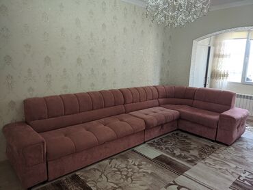 цены на диваны: Угловой диван, цвет - Розовый, Б/у