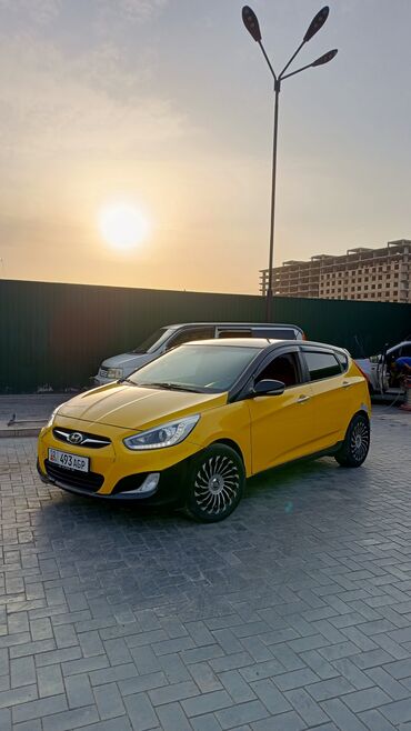 ваз 21014: Hyundai Solaris: 2013 г., 1.6 л, Автомат, Бензин, Хетчбек