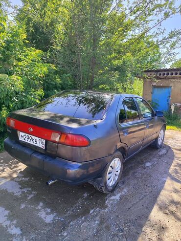 ниссан 2000: Nissan Sunny: 1999 г., 1.6 л, Автомат, Бензин, Седан