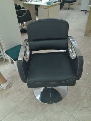 Salon, tibbi kreslolar: İşlənmiş, Saş kəsimi kreslosu