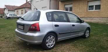 Honda: Honda Civic: 1.7 l | 2003 г. Hečbek na lalafo.rs — 10 Honda: Honda Civic: 1.7 l | 2003 г. Hečbek — 10