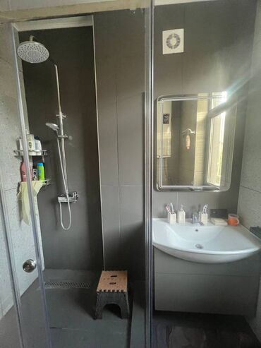 Посуточная аренда домов: 250 м², 4 комнаты — 6