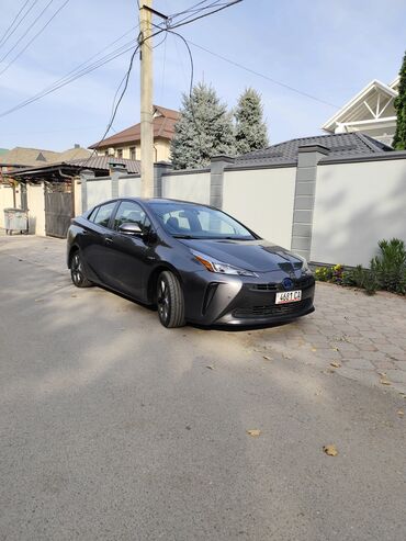 зарядная станция для электромобилей цена: Toyota Prius: 2019 г., 1.8 л, Вариатор, Гибрид, Седан