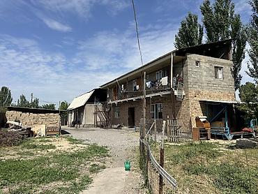 3 мкр: Продается жилой дом с участком по адресу: ул. Октябрьская, 13 (указано — 8