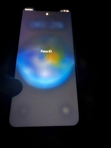 Apple iPhone: IPhone 11, 64 GB, Qırmızı, Face ID — 8