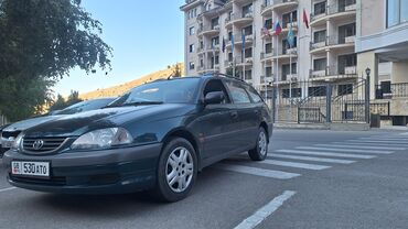 домик вагон: Toyota Avensis: 2002 г., 1.8 л, Механика, Бензин, Фургон