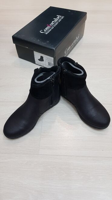 обувь зима женская: Продаю ботинки демисезонные женские Comfortabel (Германия). Очень