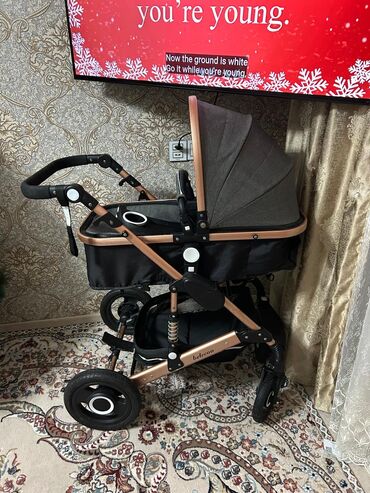 Araba-beşiklər: Çıxarıla bilən beşikli araba, İşlənmiş, Ünvandan götürmə, Ödənişli çatdırılma — 12