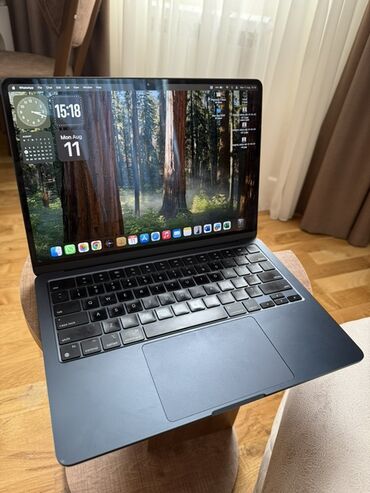 apple klaviatura: Apple MacBook, 13.5 ", Apple M2, 256 GB, Ünvandan götürmə, Pulsuz çatdırılma