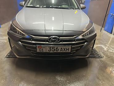 Hyundai: Hyundai Elantra: 2019 г., 2 л, Автомат, Бензин, Седан — 11