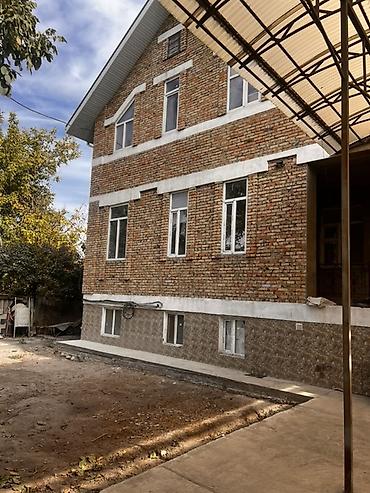 продажа дом в беловодске: 380 м², 6 комнат и более — 1