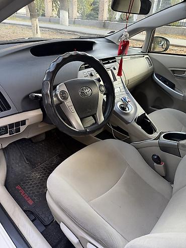 мф 70: Toyota Prius: 2015 г., 1.8 л, Вариатор, Гибрид, Хэтчбэк — 7