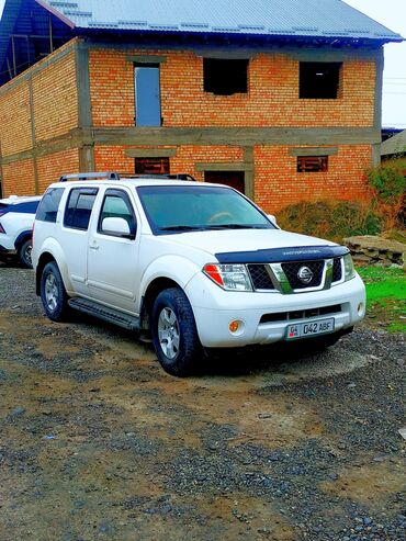 Nissan: Nissan Pathfinder: 2005 г., 0.4 л, Автомат, Бензин, Внедорожник