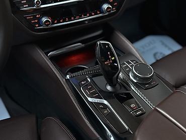 BMW: BMW 5 series: 2021 г., 4.4 л, Автомат, Бензин, Седан — 11
