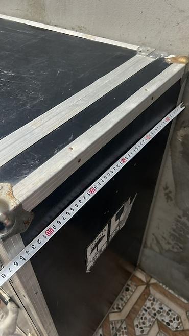 təkərli cantalar: Profesional “flight case” tipli daşınma çantası - Material: qalın — 6