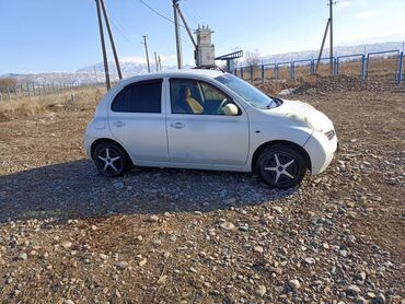 Nissan: Nissan March: 2004 г., 1.3 л, Автомат, Бензин, Хэтчбэк