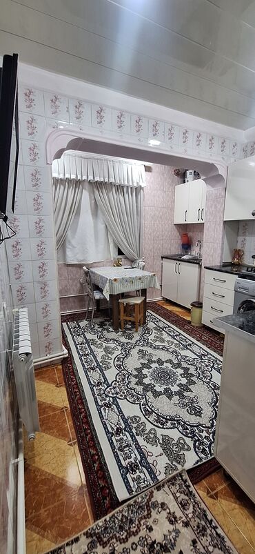 Mağazalar: Pod obyekt satiram. 75 kv evin ozudur elave qarşisinda artirmaqa yeri — 16