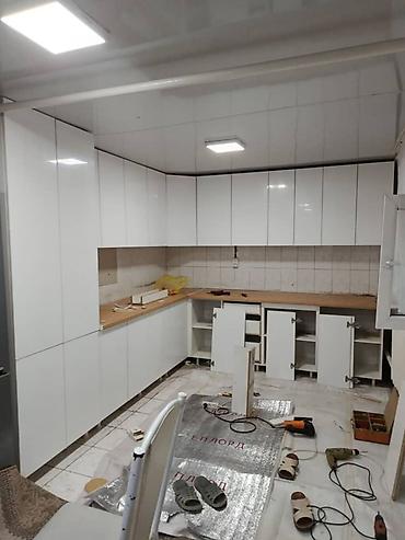 silver kitchen: Кухонный гарнитур угловой, модульный - Планировка: Г-образная, с — 9