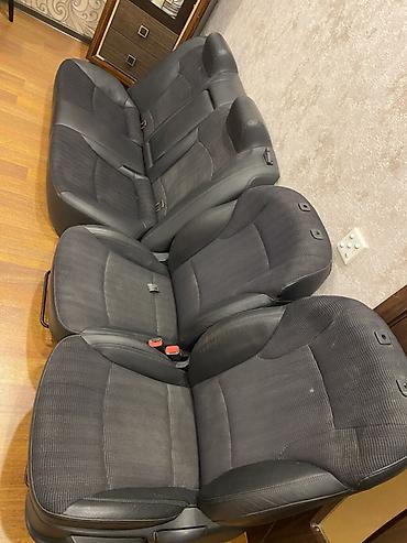 recaro oturacaq: Avtomobil oturacaqları dəsti - Ön 2 ədəd və arxa 3 yerlik (başlıqlı) — 3
