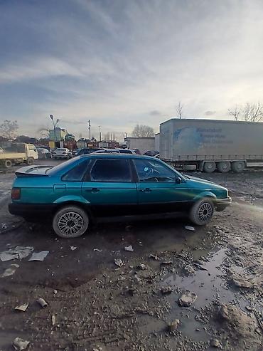 Volkswagen: Volkswagen Passat: 1989 г., 1.8 л, Механика, Бензин, Седан — 10