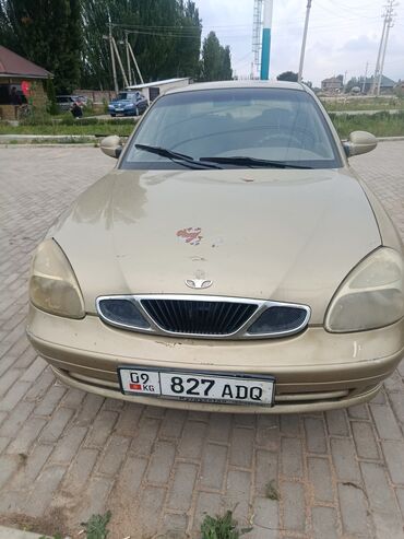 авто с последующим выкупом бишкек саната: Золотистый седан Daewoo Nubira с четырьмя дверями. Автомобиль оснащен