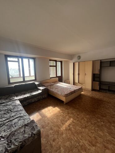 Продажа квартир: 3 комнаты, 70 м², Индивидуалка, 3 этаж, Старый ремонт