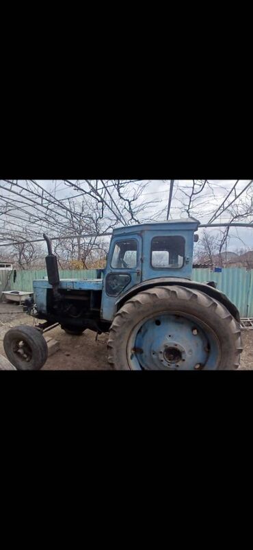 aqrar kend teserrufati texnika traktor satış bazari: Traktor T40, 1975 il, 40 at gücü, motor 10 l, İşlənmiş