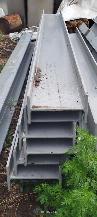 Продается : швеллер 14 - по 2метра х 11шт. Двутавр 18- по 2.4метра х at lalafo.kg Продается : швеллер 14 - по 2метра х 11шт. Двутавр 18- по 2.4метра х