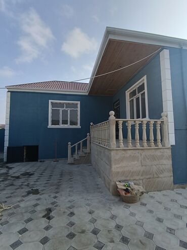 Həyət evləri və villaların satışı: Binəqədi qəs. 3 otaqlı, 120 kv. m, Yeni təmirli — 1