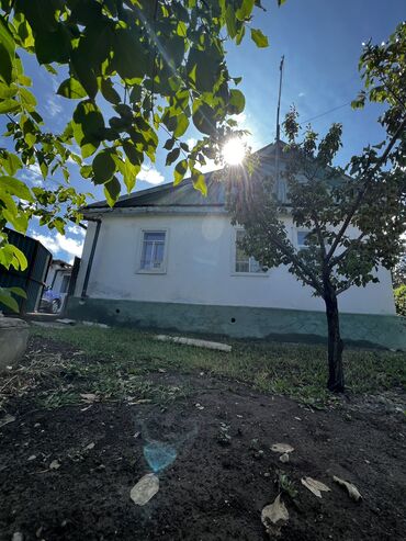 куплю дом ак ордо 3: Үй, 50 кв. м, 4 бөлмө