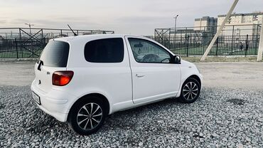 Toyota: Toyota Vitz / Platz / Yaris / Echo: 2003 г., 1 л, Автомат, Бензин, Хэтчбэк — 5