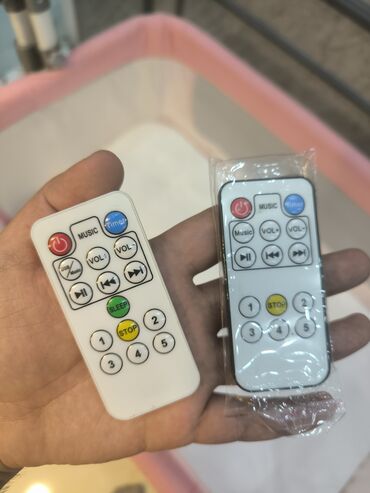 Beşiklər: Qız üçün, Yeni, Beşik, Yellənmə mexanizm ilə — 15