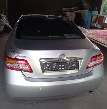 продаю хюндай саната: Toyota Camry: 2010 г., 2.5 л, Автомат, Бензин, Седан