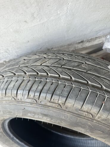 Шины: Шины 225 / 65 / R 17, Лето, Б/у, Комплект, Bridgestone