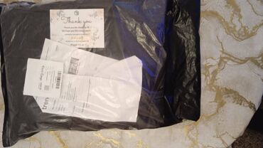 Paltolar: Trend yoldan təzə alınıb. Dəri palto, heç geyinilmiyib. Bedeni L — 9