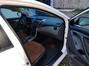 hunday aksend: Hyundai Elantra: 1.8 l | 2014 il Sedan