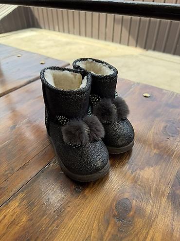 Другая женская обувь: Срочно Набор обуви Среди них есть не ношеные Продаю все одним лотом — 12