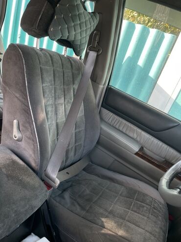 зимние шины на ниву 21214: Чехлы Велюровые, С подушкой, цвет - Серый, Nissan, Б/у