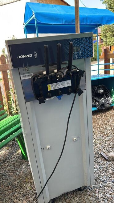 производство лаваша оборудование: Продаю: Аппарат для изготовления мороженого Donper 2300w - очень