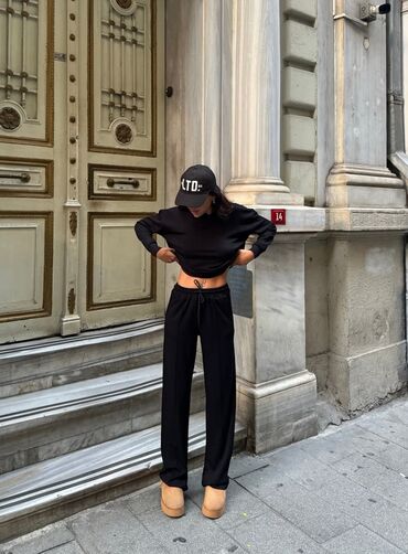 Kompleti: Kompleti trerke oysho materijal 3100din Vel s m l Duzina pantalona na lalafo.rs — 4 Kompleti: Kompleti trerke oysho materijal 3100din Vel s m l Duzina pantalona — 4