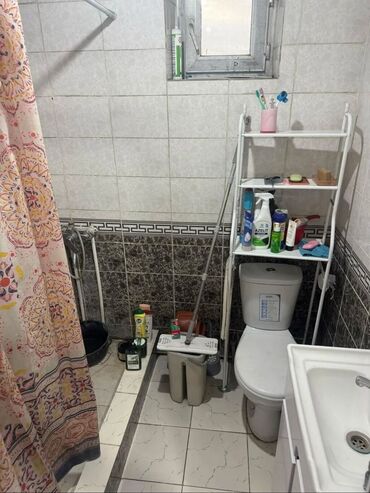 Долгосрочная аренда домов: 35 м², 2 комнаты, Парковка, Забор, огорожен